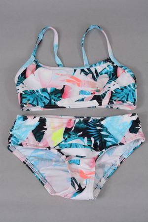 Costum Baie Fata
